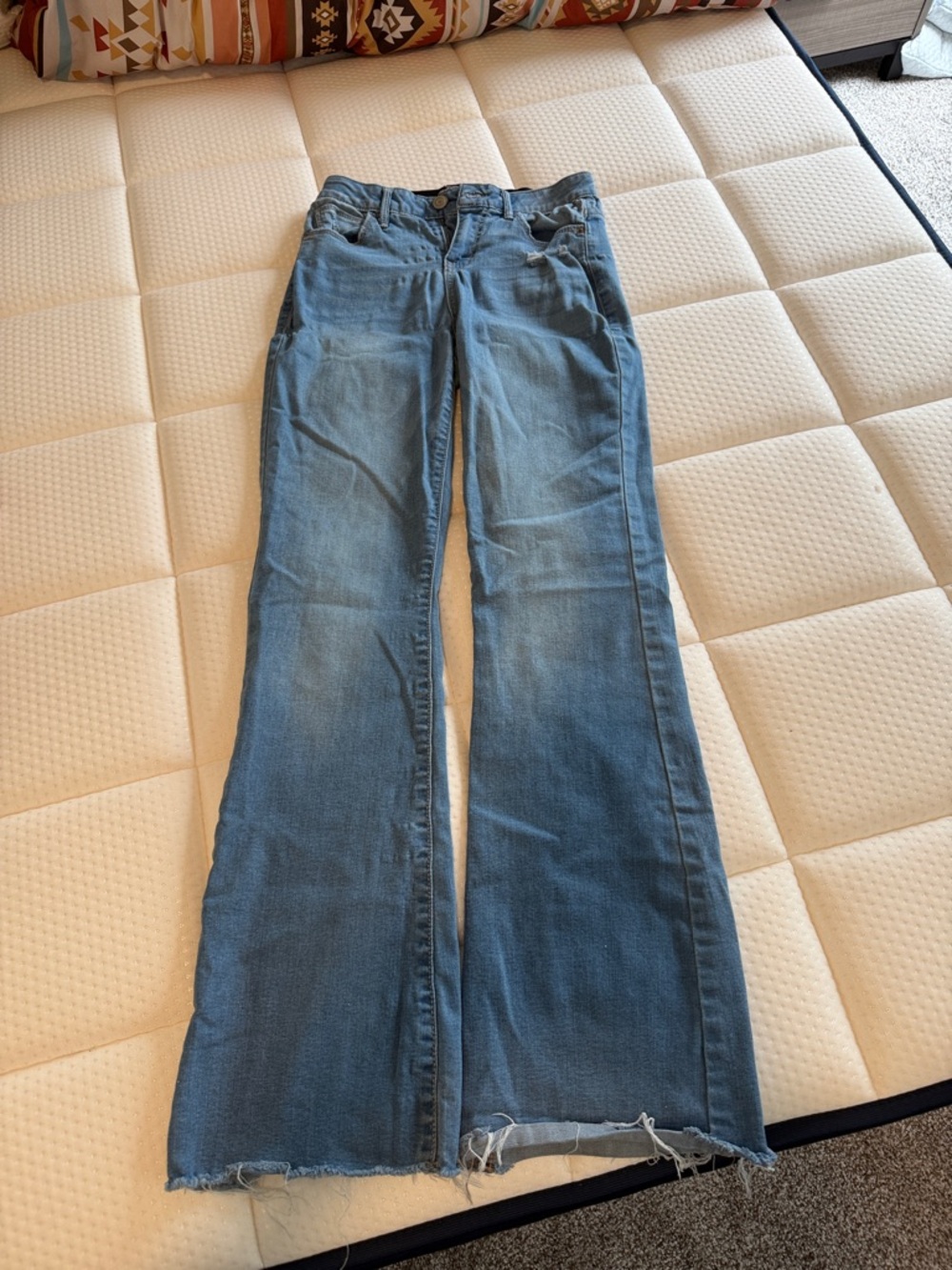 Knox Rose Light Blue Flare Jeans with Frayed Hem